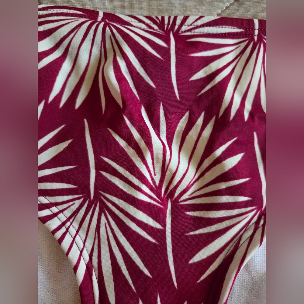 Boden Women's Pink and White Tankini Swimsuit - Picture 3 of 6